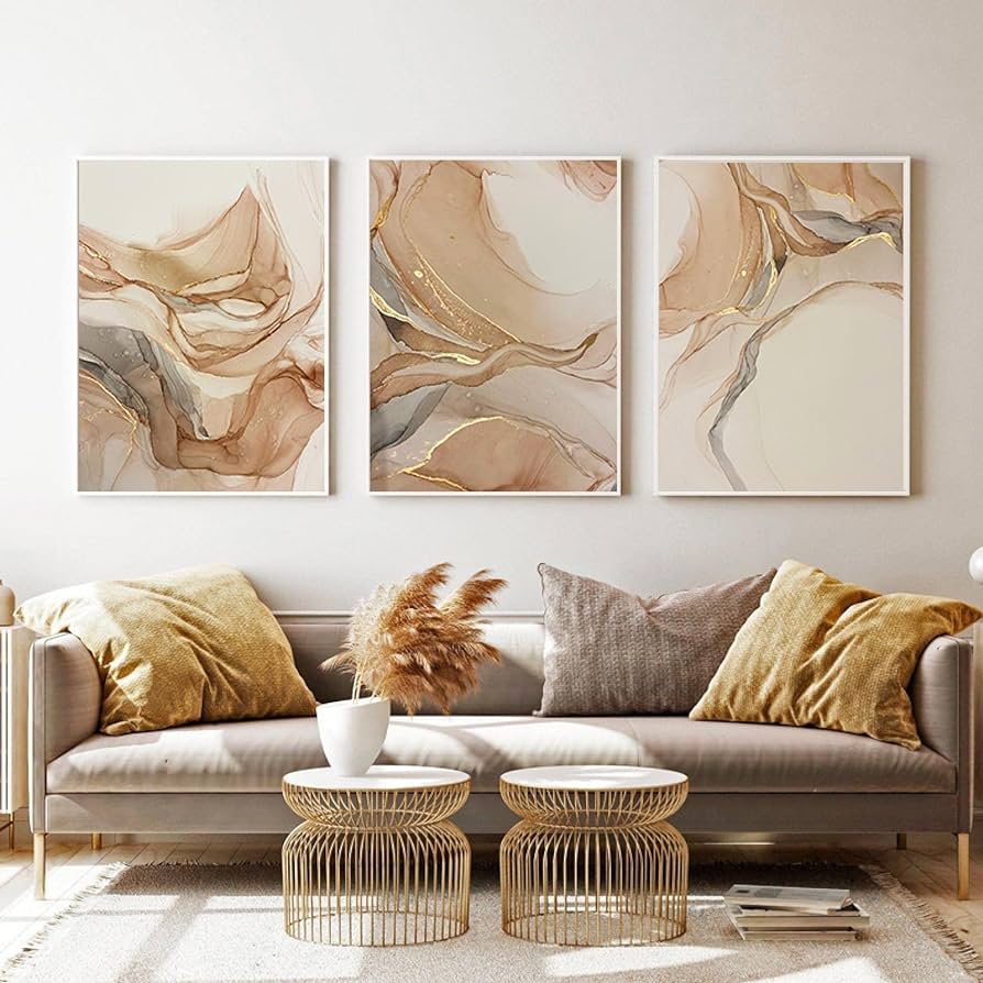 Modern living room with natural tones, featuring minimalist decor and a warm, earthy color palette for a relaxing atmosphere.